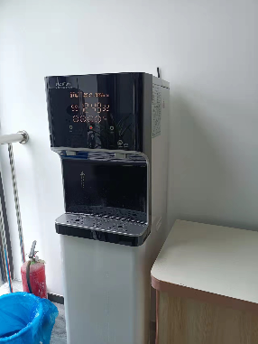 昆山企業(yè)增購(gòu)商用凈水機(jī),工廠車間凈水器！